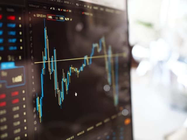 Comment définir un plan financier simple et efficace